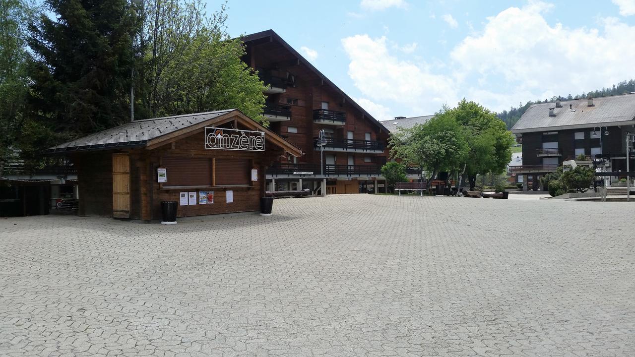 Holidays Groupes Анзер Экстерьер фото